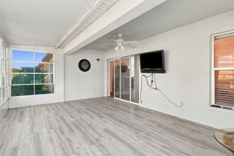 Villa ou maison à vendre à San Antonio, Floride: 3 chambres, 129.13 m2 № 2436787 - photo 30