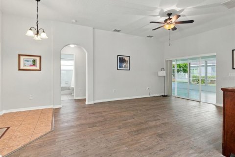 Villa ou maison à vendre à San Antonio, Floride: 3 chambres, 129.13 m2 № 2436787 - photo 8