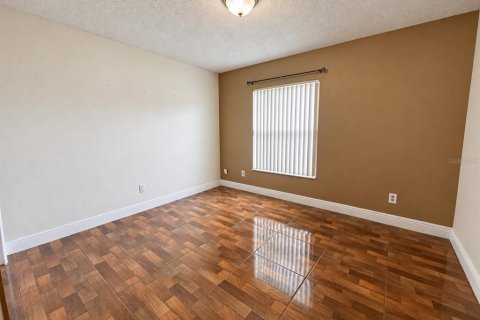 Villa ou maison à vendre à Kissimmee, Floride: 4 chambres, 180.04 m2 № 2411632 - photo 21