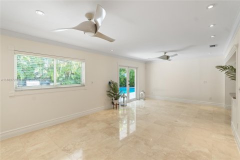 Villa ou maison à vendre à Miami, Floride: 3 chambres, 203.73 m2 № 1890091 - photo 14