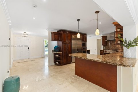 Villa ou maison à vendre à Miami, Floride: 3 chambres, 203.73 m2 № 1890091 - photo 6