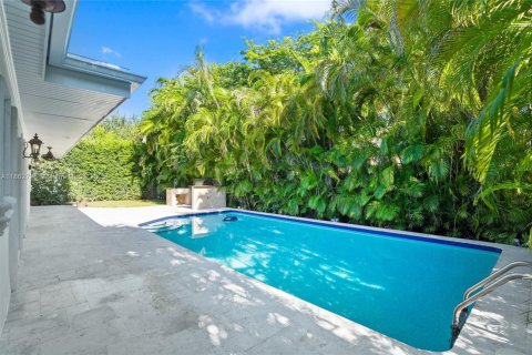 Villa ou maison à vendre à Miami, Floride: 3 chambres, 203.73 m2 № 1890091 - photo 2