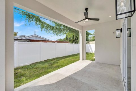 Villa ou maison à vendre à Saint Petersburg, Floride: 4 chambres, 190.91 m2 № 1907497 - photo 26