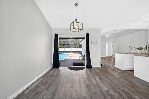 Villa ou maison à vendre à Kissimmee, Floride: 4 chambres, 153.47 m2 № 2334292 - photo 9