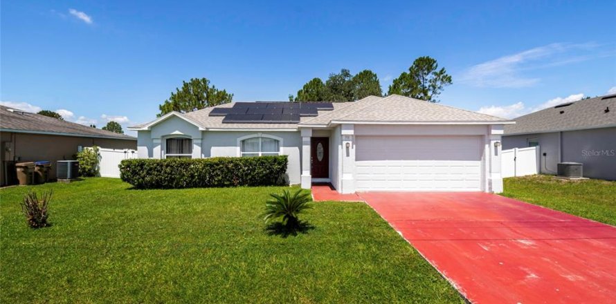 Villa ou maison à Kissimmee, Floride 4 chambres, 153.47 m2 № 2334292