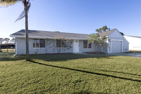 Villa ou maison à vendre à North Port, Floride: 3 chambres, 122.54 m2 № 1544846 - photo 1