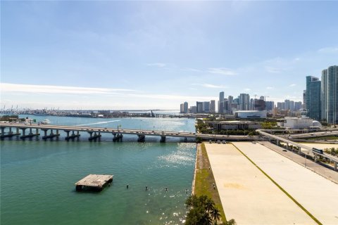 Condominio en venta en Miami, Florida, 2 dormitorios, 74.32 m2 № 1993831 - foto 21
