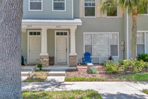 Adosado en alquiler en Tampa, Florida, 2 dormitorios, 106.47 m2 № 1904660 - foto 2