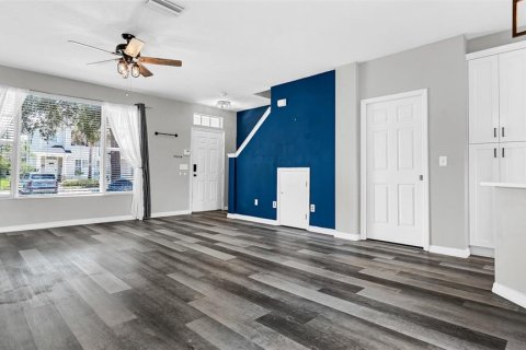 Adosado en alquiler en Tampa, Florida, 2 dormitorios, 106.47 m2 № 1904660 - foto 7