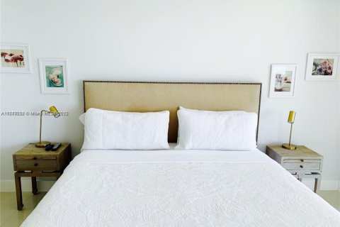 Снять в аренду кондоминиум в Майами-Бич, Флорида 2 спальни, 138.42м2, № 1849159 - фото 25