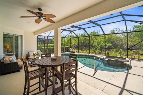 House in Bradenton, Florida 3 bedrooms, 170.94 sq.m. № 1631805 - photo 29