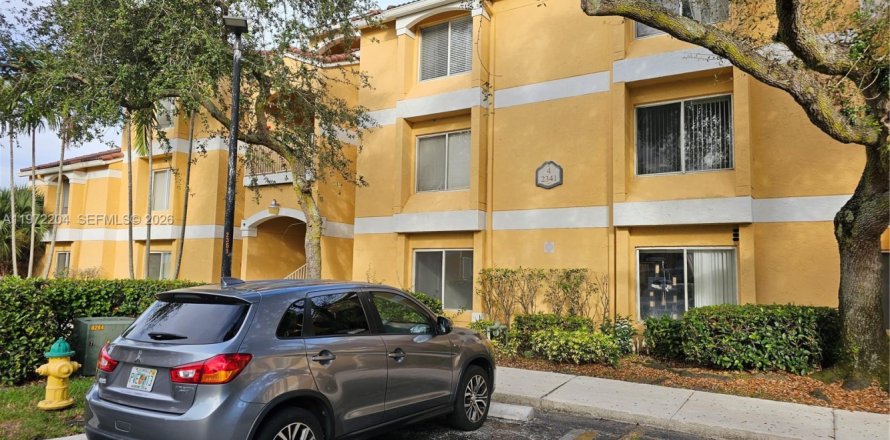 Condo in Oakland Park, Florida, 2 bedrooms  № 2040813