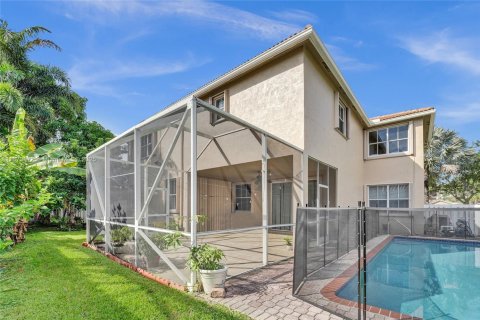 Villa ou maison à louer à Pembroke Pines, Floride: 5 chambres, 331.2 m2 № 1981845 - photo 3