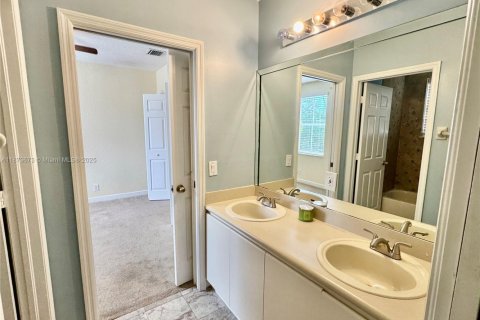 Villa ou maison à louer à Pembroke Pines, Floride: 5 chambres, 331.2 m2 № 1981845 - photo 12