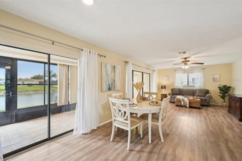 Condominio en venta en Venice, Florida, 2 dormitorios, 110.93 m2 № 1876098 - foto 9
