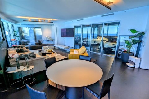 Купить кондоминиум в Санни-Айлс-Бич, Флорида 4 спальни, 317.26м2, № 2050786 - фото 5