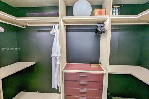 Купить кондоминиум в Санни-Айлс-Бич, Флорида 4 спальни, 317.26м2, № 2050786 - фото 27