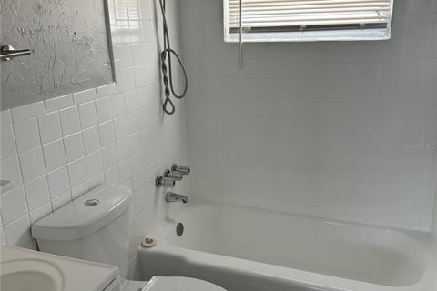 Apartment in Saint Petersburg, Florida 3 rooms, 37.16 sq.m. № 2379066 - photo 6