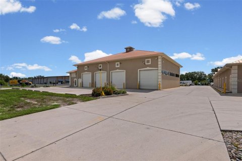 Immobilier commercial à vendre à Punta Gorda, Floride: 941.47 m2 № 2223163 - photo 28