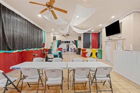Immobilier commercial à vendre à Punta Gorda, Floride: 941.47 m2 № 2223163 - photo 9