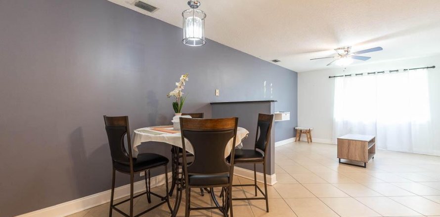 Casa en West Palm Beach, Florida 2 dormitorios, 114.55 m2 № 1075003