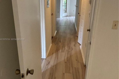 Condominio en alquiler en Oakland Park, Florida, 2 dormitorios, 116.69 m2 № 2045241 - foto 9