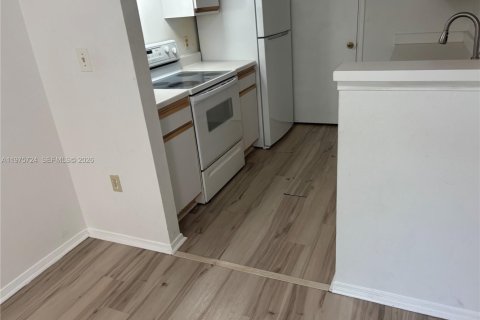 Condominio en alquiler en Oakland Park, Florida, 2 dormitorios, 116.69 m2 № 2045241 - foto 7