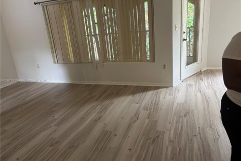 Condominio en alquiler en Oakland Park, Florida, 2 dormitorios, 116.69 m2 № 2045241 - foto 3