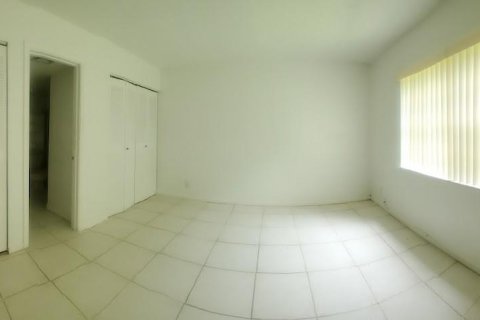 Condominio en alquiler en Coral Springs, Florida, 2 dormitorios, 71.35 m2 № 1922669 - foto 10