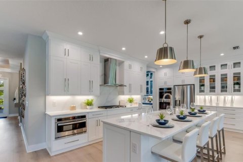 Купить виллу или дом в Деланд, Флорида 7 комнат, 257.9м2, № 2308518 - фото 5