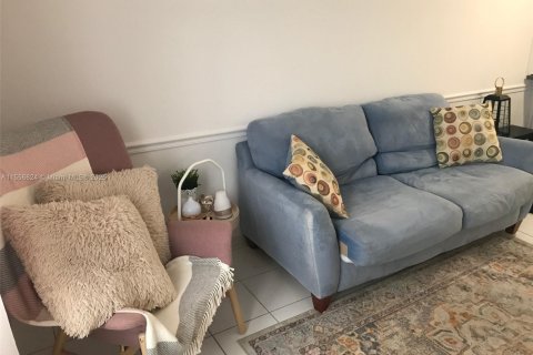 Copropriété à louer à Miami Beach, Floride: 1 chambre, 51.1 m2 № 1812082 - photo 5