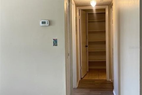 Condo in Orlando, Florida, 1 bedroom  № 1894334 - photo 13
