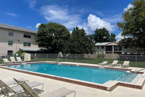 Condo in Orlando, Florida, 1 bedroom  № 1894334 - photo 17