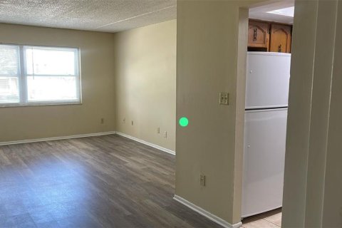 Condo in Orlando, Florida, 1 bedroom  № 1894334 - photo 8
