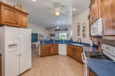 Casa en venta en Apopka, Florida, 4 dormitorios, 298.87 m2 № 253187 - foto 22