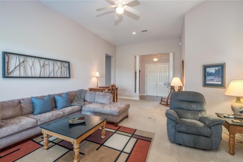 Casa en venta en Apopka, Florida, 4 dormitorios, 298.87 m2 № 253187 - foto 4