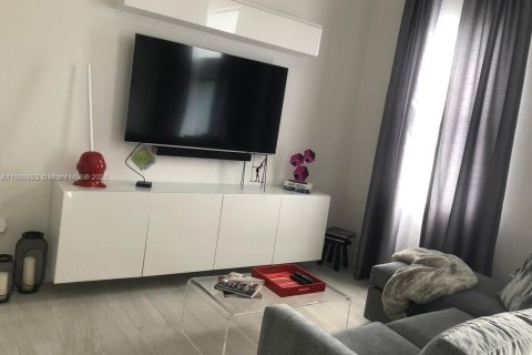 Touwnhouse à vendre à Plantation, Floride: 2 chambres, 141.21 m2 № 1963307 - photo 9