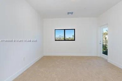 Touwnhouse à vendre à Plantation, Floride: 2 chambres, 141.21 m2 № 1963307 - photo 13