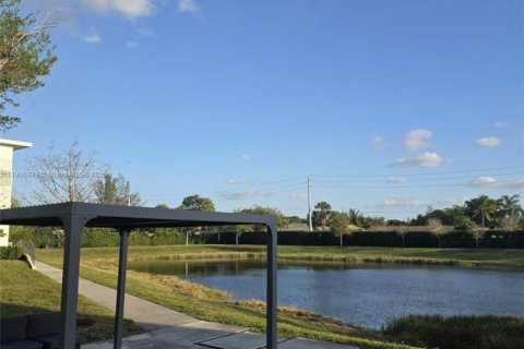 Touwnhouse à vendre à Plantation, Floride: 2 chambres, 141.21 m2 № 1963307 - photo 30