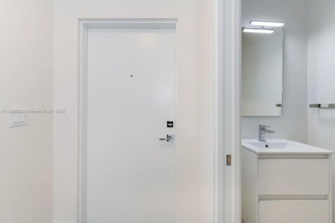 Touwnhouse à vendre à Plantation, Floride: 2 chambres, 141.21 m2 № 1963307 - photo 11