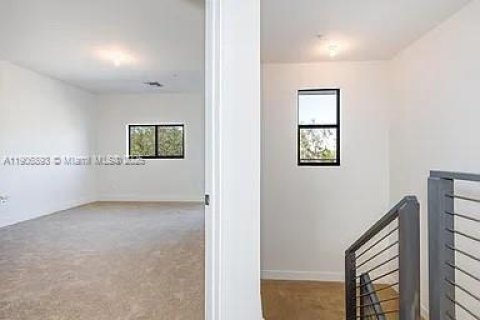 Touwnhouse à vendre à Plantation, Floride: 2 chambres, 141.21 m2 № 1963307 - photo 12