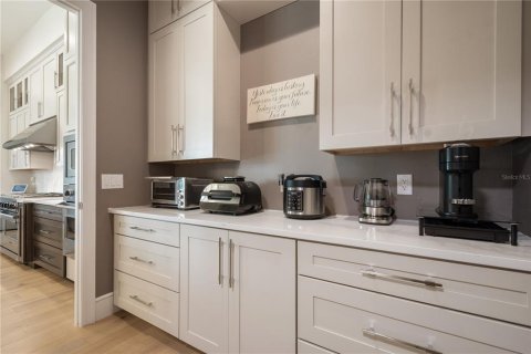 Casa en venta en Winter Garden, Florida, 5 dormitorios, 561.69 m2 № 1898498 - foto 13