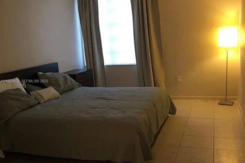 Купить кондоминиум в Санни-Айлс-Бич, Флорида 2 спальни, 87.05м2, № 1987106 - фото 11