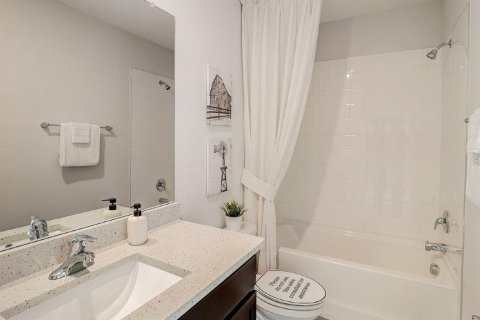 Townhouse in Wesley Chapel, Florida 3 bedrooms, 163.32 sq.m. № 2387505 - photo 14