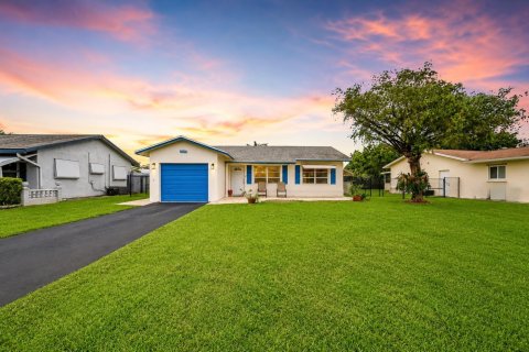 Villa ou maison à Tamarac, Floride 2 chambres, 126.9 m2 № 2085140