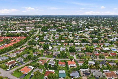 Купить виллу или дом в Тамарак, Флорида 3 комнаты, 126.9м2, № 2085140 - фото 29