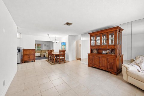Купить виллу или дом в Тамарак, Флорида 3 комнаты, 126.9м2, № 2085140 - фото 19