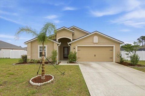 Casa en Palm Coast, Florida 4 dormitorios, 171.96 m2 № 2099791