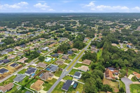 House in Palm Coast, Florida 4 bedrooms, 171.96 sq.m. № 2099791 - photo 30