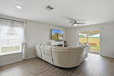 House in Palm Coast, Florida 4 bedrooms, 171.96 sq.m. № 2099791 - photo 12